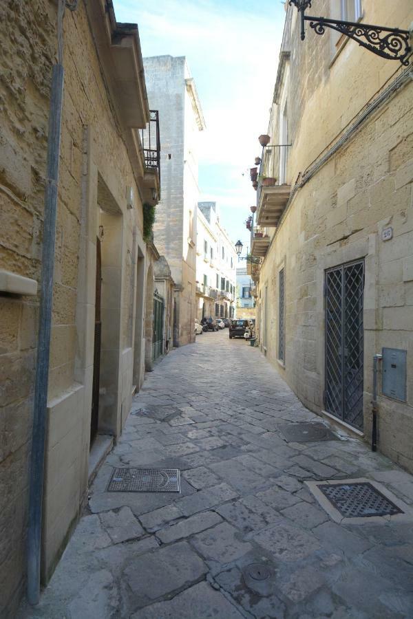 B&B Domus Gaia Lecce Exteriör bild